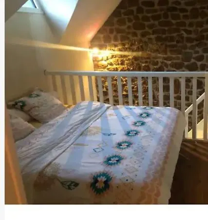 Villa 5 Chambres Avec Piscine *